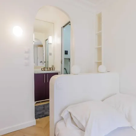 Charming - Madeleine Monceau - Mobility Lease *